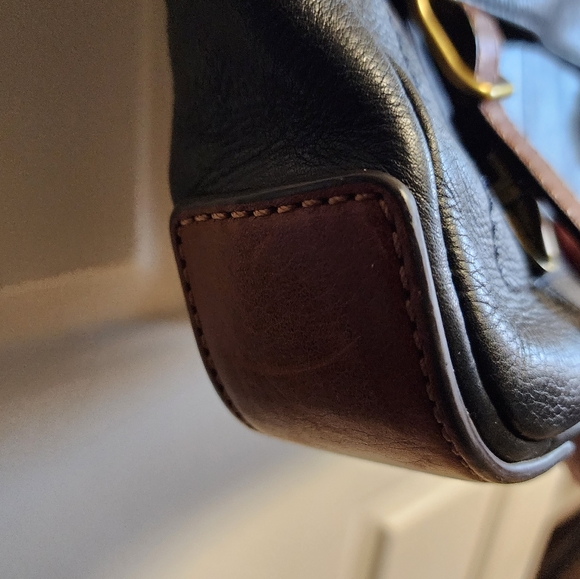 Fossil Men’s Defender Messenger Black Bag - Picture 11 of 16